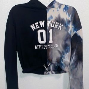 Cropped Hoodie